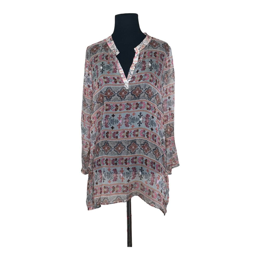 Language sheer print v neck 3/4 sleeves tunic blouse size Small